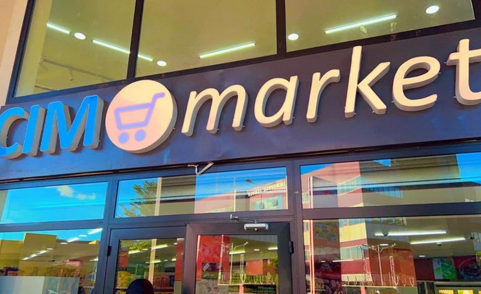 CIM Market Hamdallaye ACI 2000