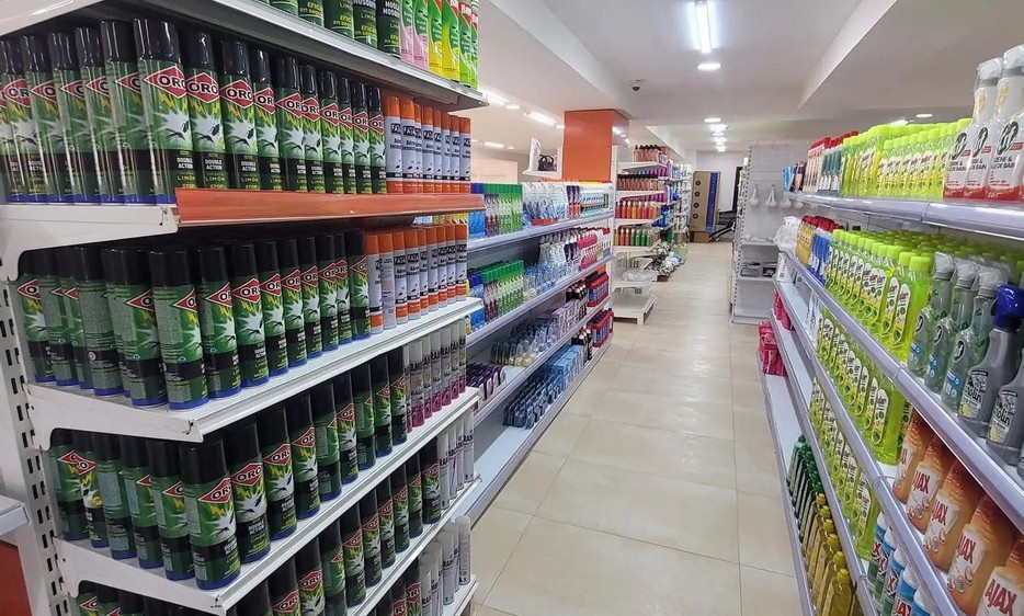 Magasin CIM Market - Grande distribution